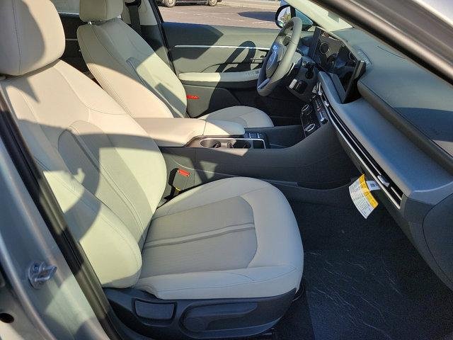 2026 Hyundai Sonata SEL - Photo 14