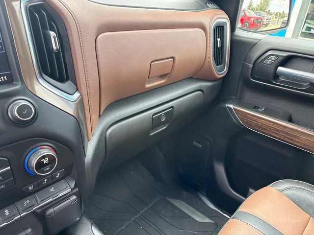 Used 2021 IRIDESCENT PEARL TRICOAT Chevrolet High Country image 40