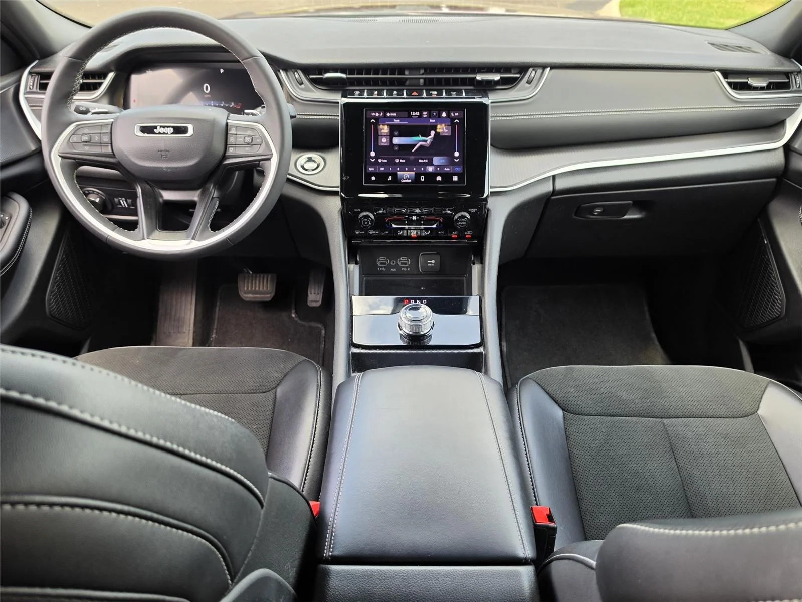 Used 2025 Velvet Red Pearlcoat Jeep Altitude X image 10