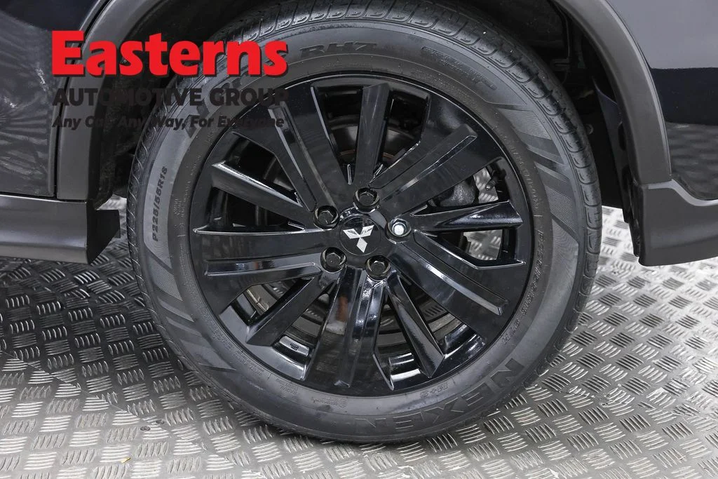 Used 2023 Black Mitsubishi 2.0 LE image 32