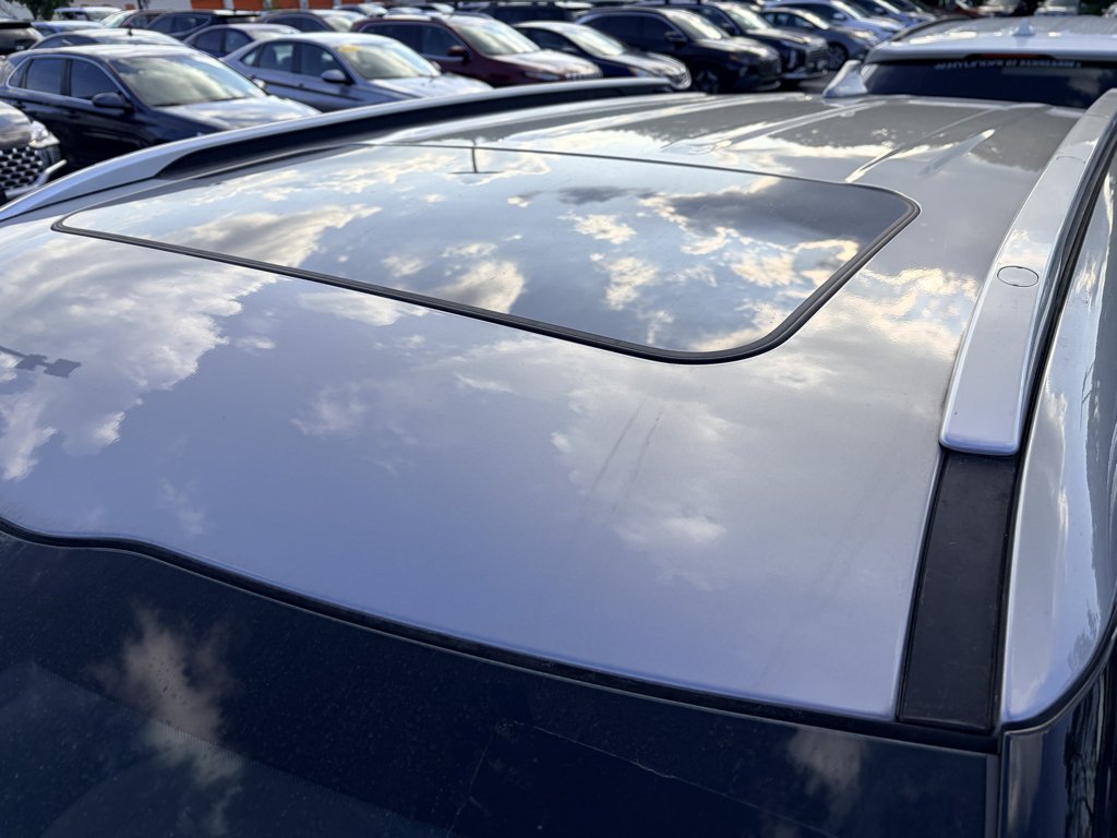 Used 2024 Steel Gray Kia SX image 9