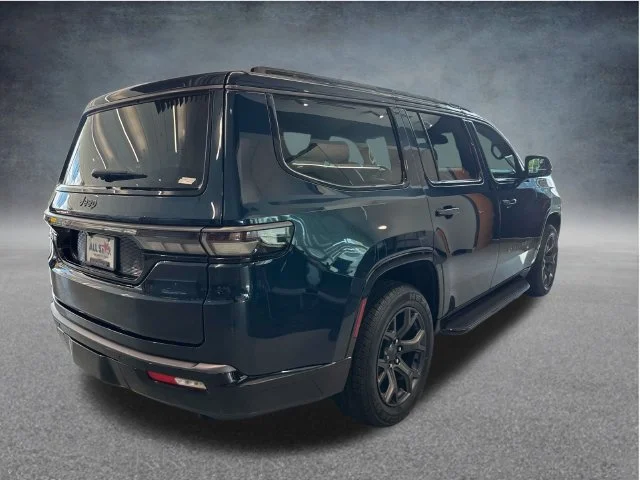 New 2026 Fathom Blue Pearl-Coat Exterior Paint Jeep Limited Altitude image 8