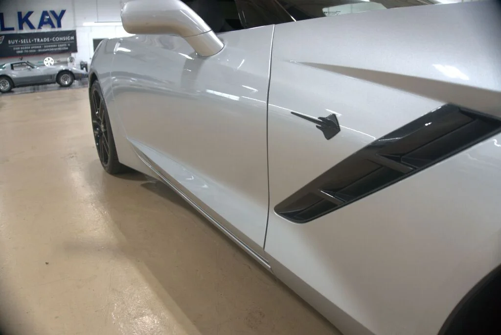 Used 2014 Blade Silver Metallic Chevrolet Stingray image 28