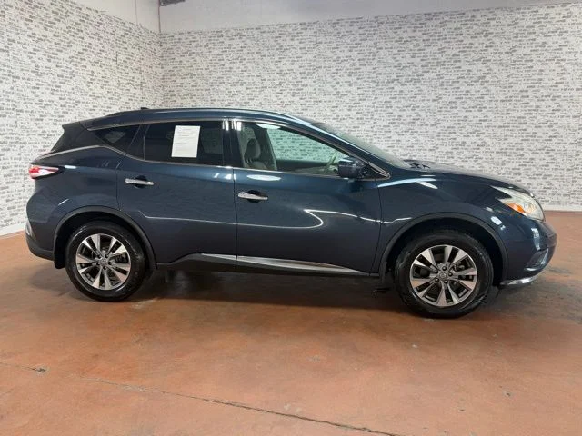 Used 2017 Arctic Blue Metallic Nissan SV image 6