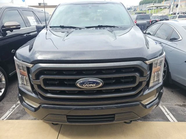 Used 2021 Black Ford XLT image 2