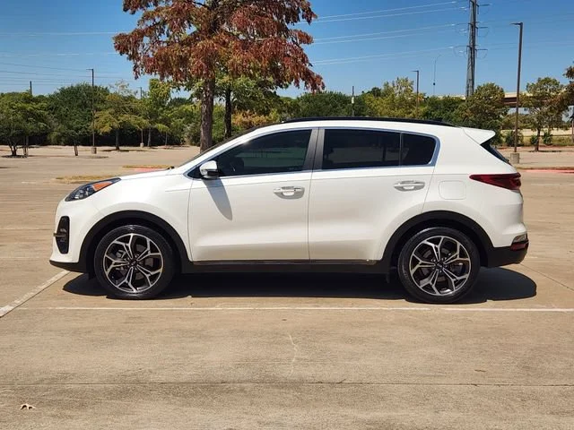 Used 2022 White Kia SX Turbo image 4