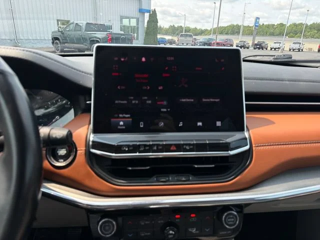 Used 2022 Red Jeep Limited image 23