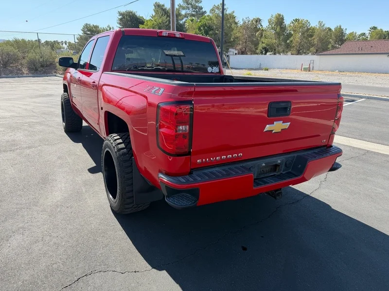 Used 2018 RED HOT Chevrolet LT image 5
