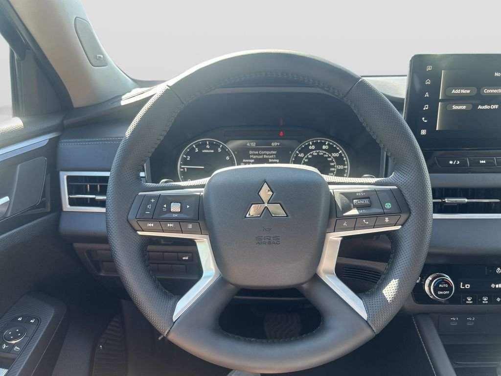 New 2026 GRAPH GRY Mitsubishi SE image 21