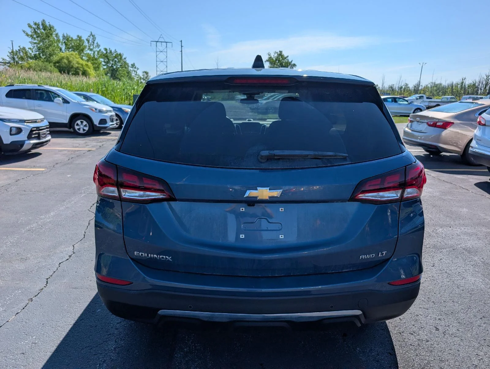 Used 2024 Lakeshore Blue Metallic Chevrolet LT image 7