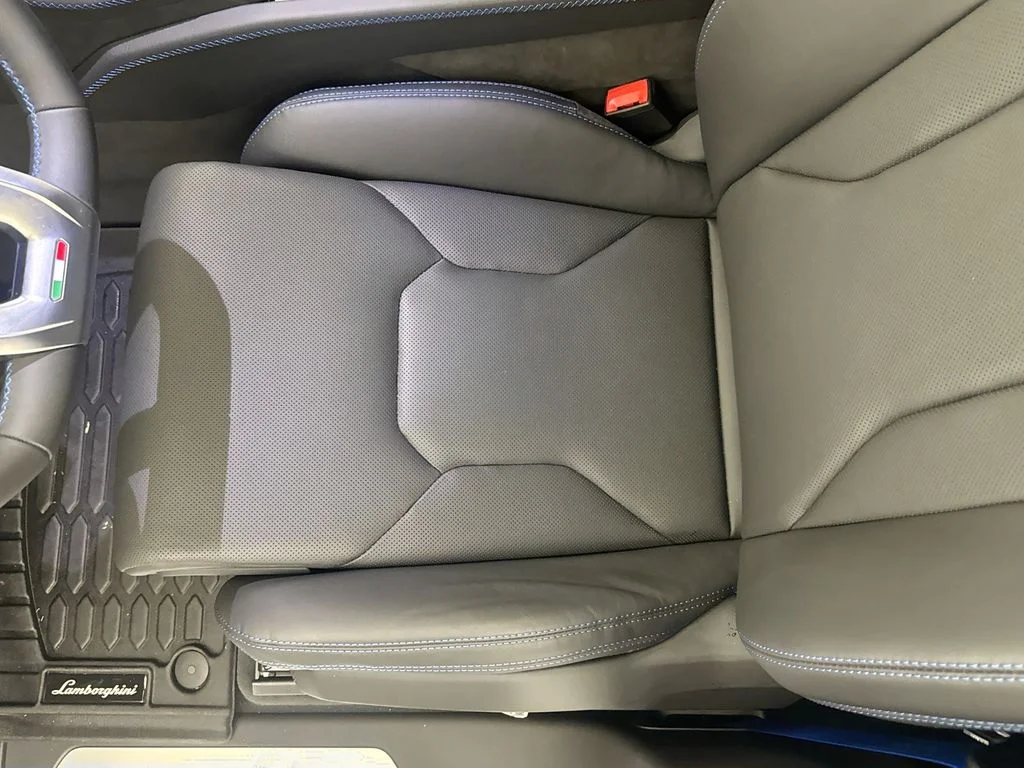 2025 Lamborghini Urus SE - Photo 20