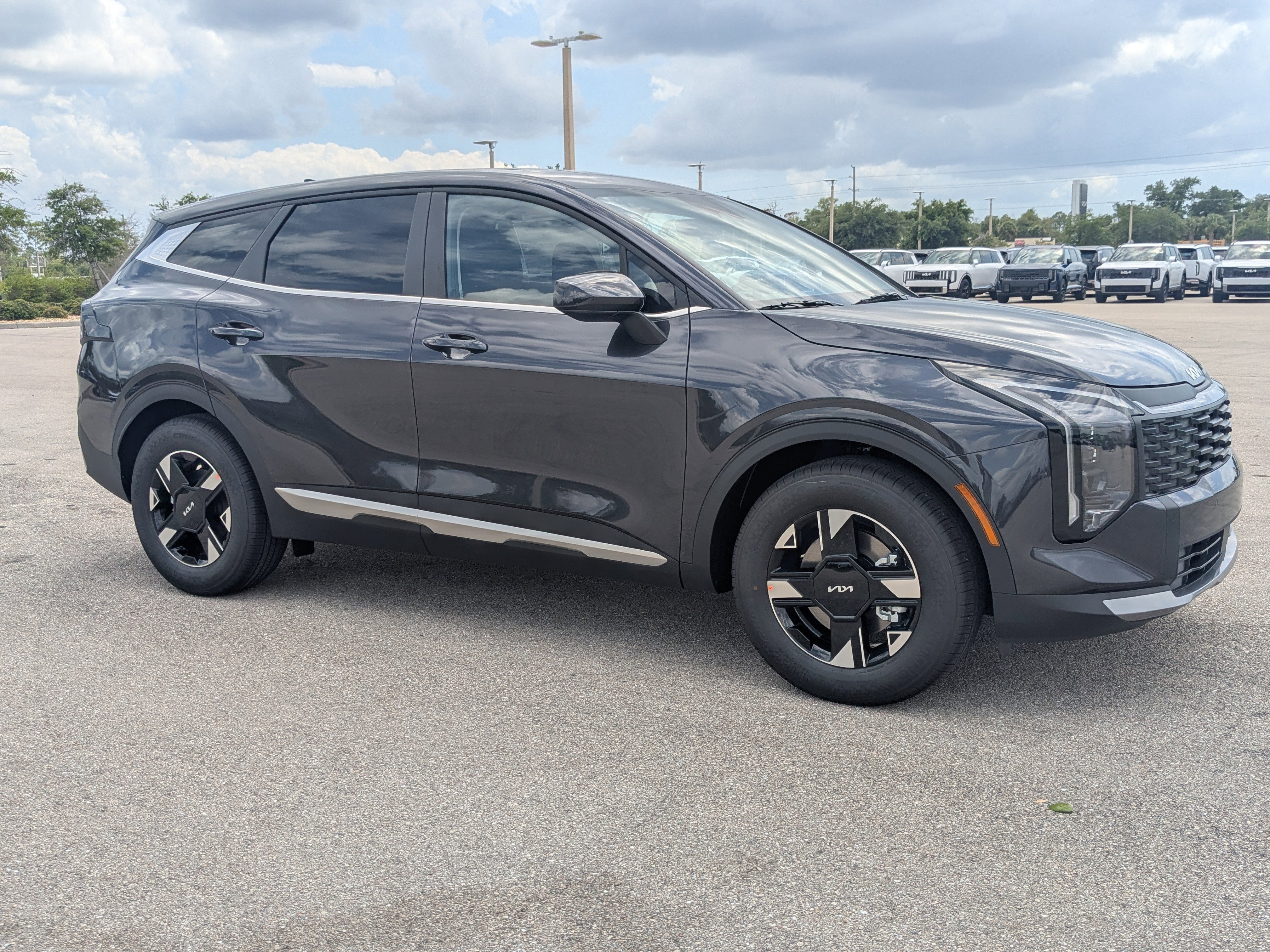 New 2026 Panthera Metal Kia LX image 2