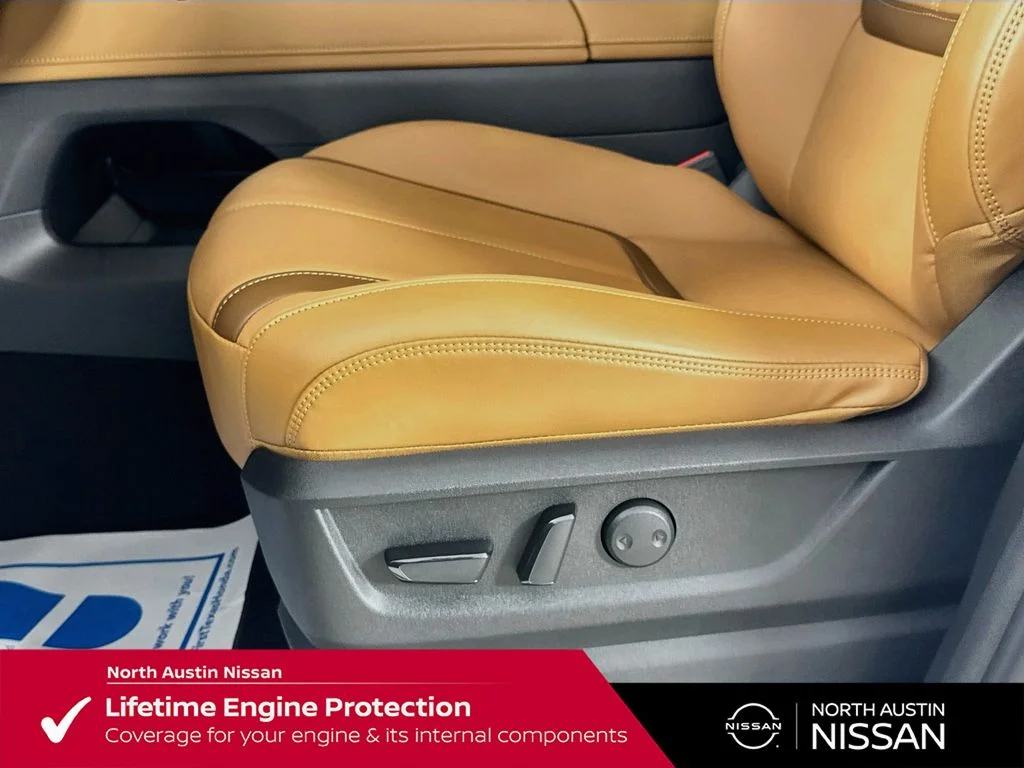 New 2026 White Nissan SL image 24