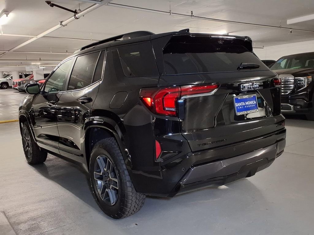 2026 GMC Terrain AT4 - Photo 9