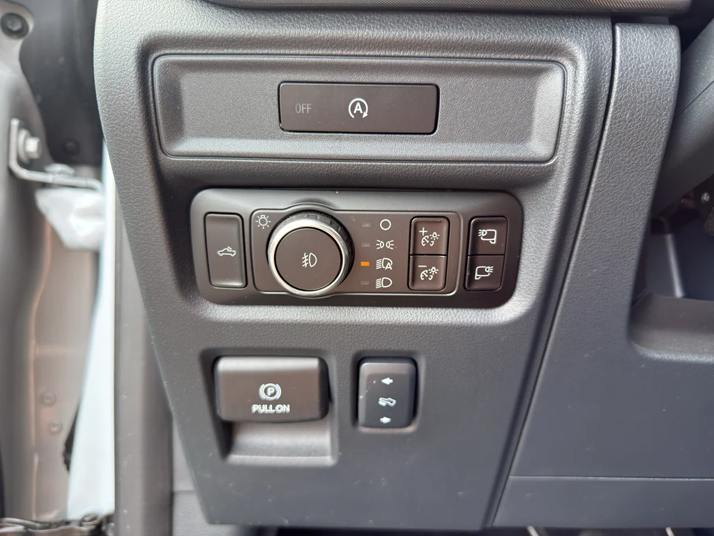 Certified Used 2025 Space White Metallic Ford Tremor image 27