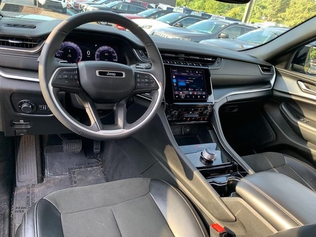 Used 2023 Black Jeep Altitude X image 16