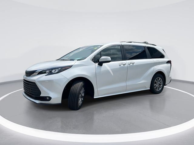 Used 2026 Beige Toyota XLE image 1