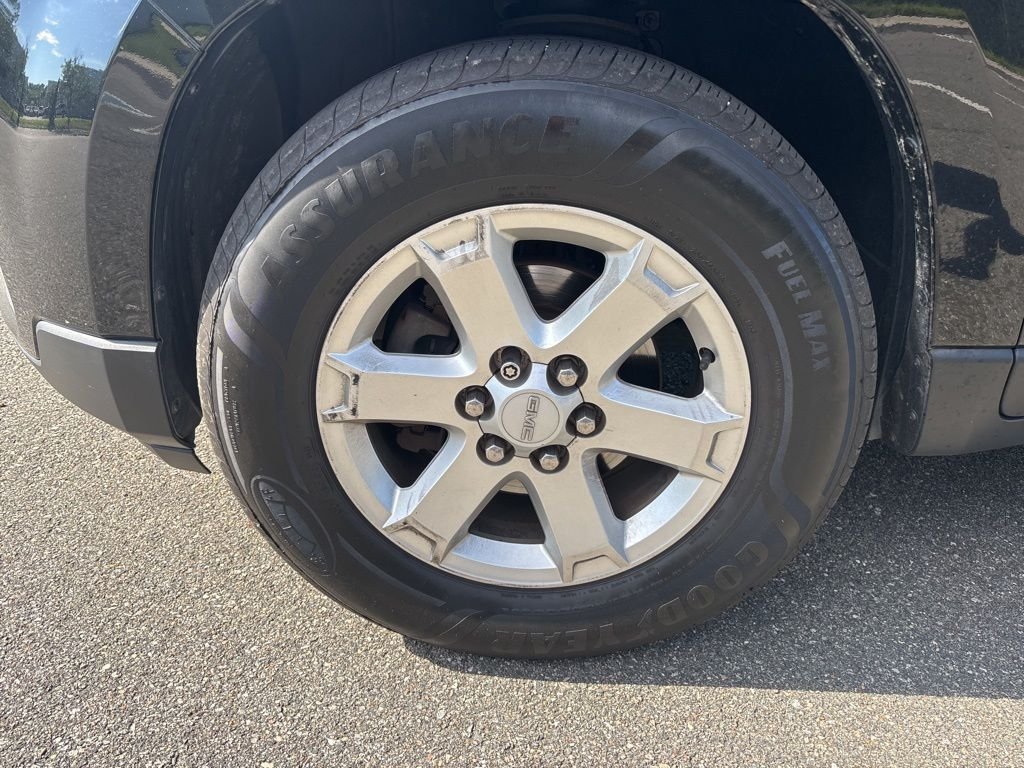 Used 2016 Black GMC SLE-2 image 12