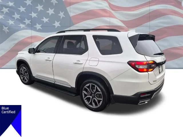 Used 2024  Honda Touring image 3