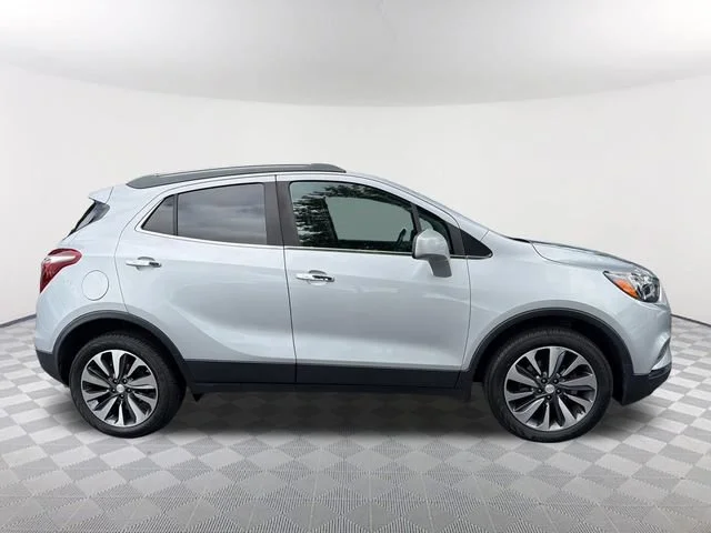 Used 2022 Quicksilver Metallic Buick Preferred image 4