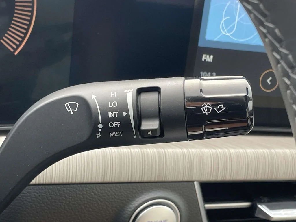 Used 2026 Carbon Blue Hyundai SEL image 15