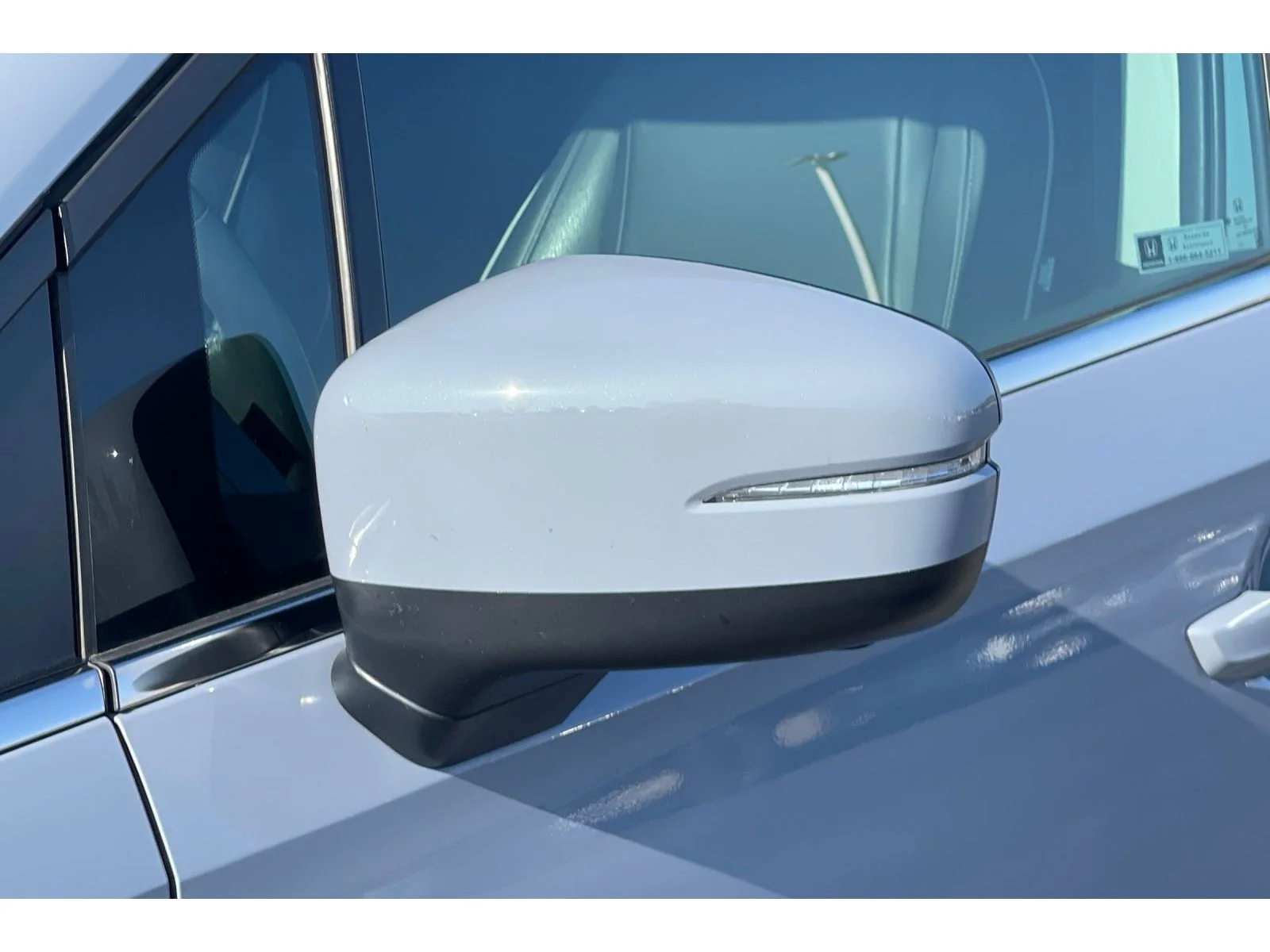Used 2025 SONIC GRAY PEARL Honda Touring image 53