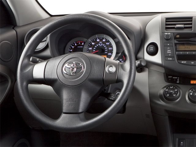 Used 2010 Classic Silver Metallic Toyota Base image 6