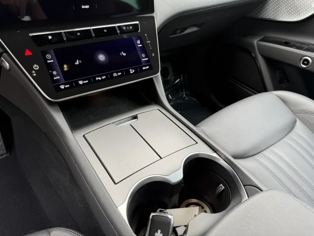 Used 2024 Bianco Astro Metallic Maserati GT AWD image 34