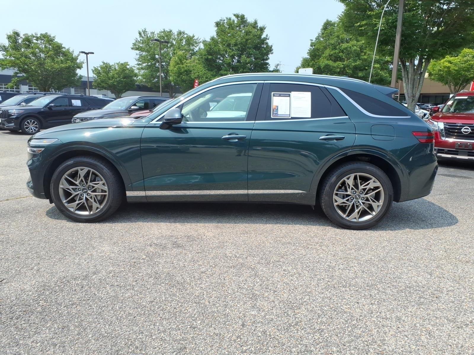 Used 2024 Cardiff Green Genesis 2.5T image 9