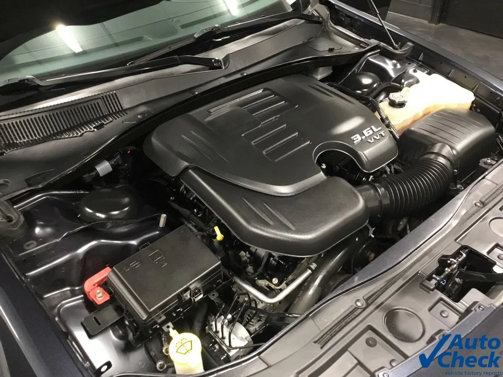 Used 2017 Gray Chrysler C image 42