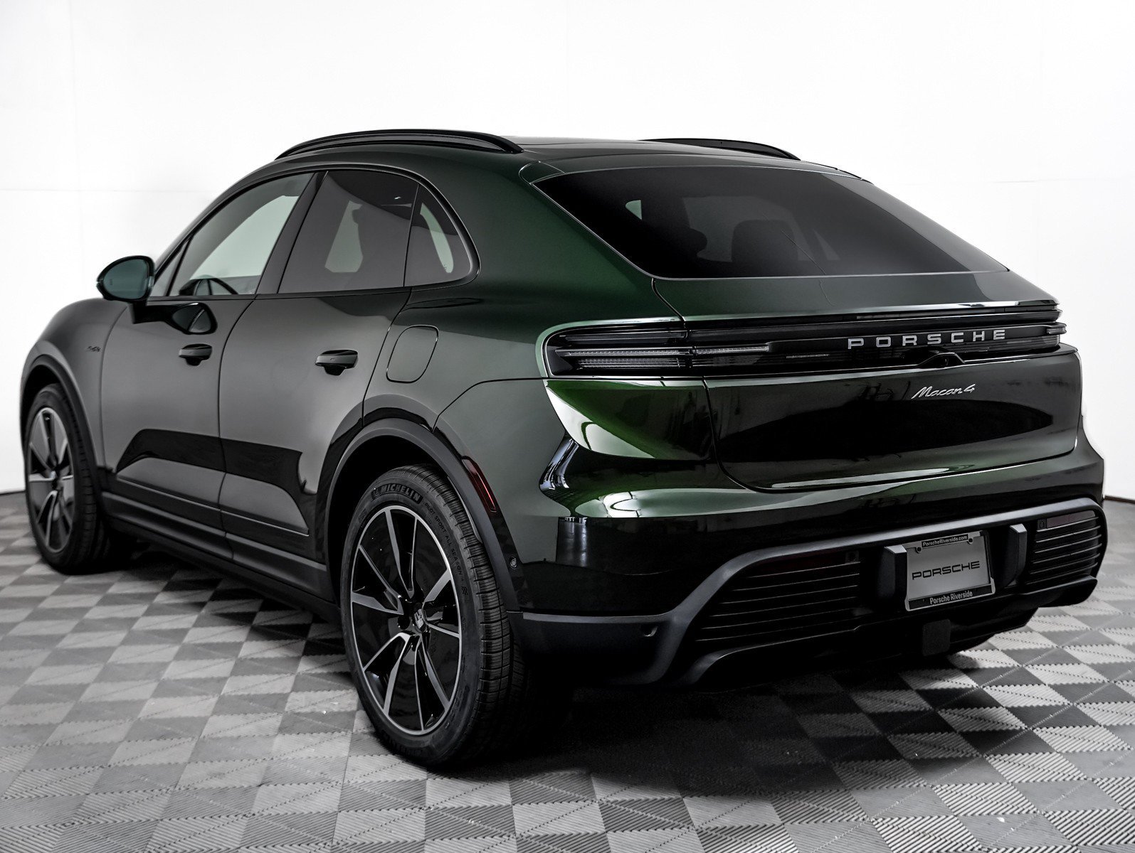 New OAK GREEN 2026 Porsche Macan in Riverside, CA | VIN