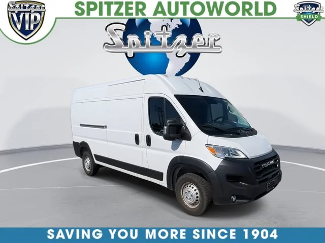 Used 2025 White Ram High Roof image 4