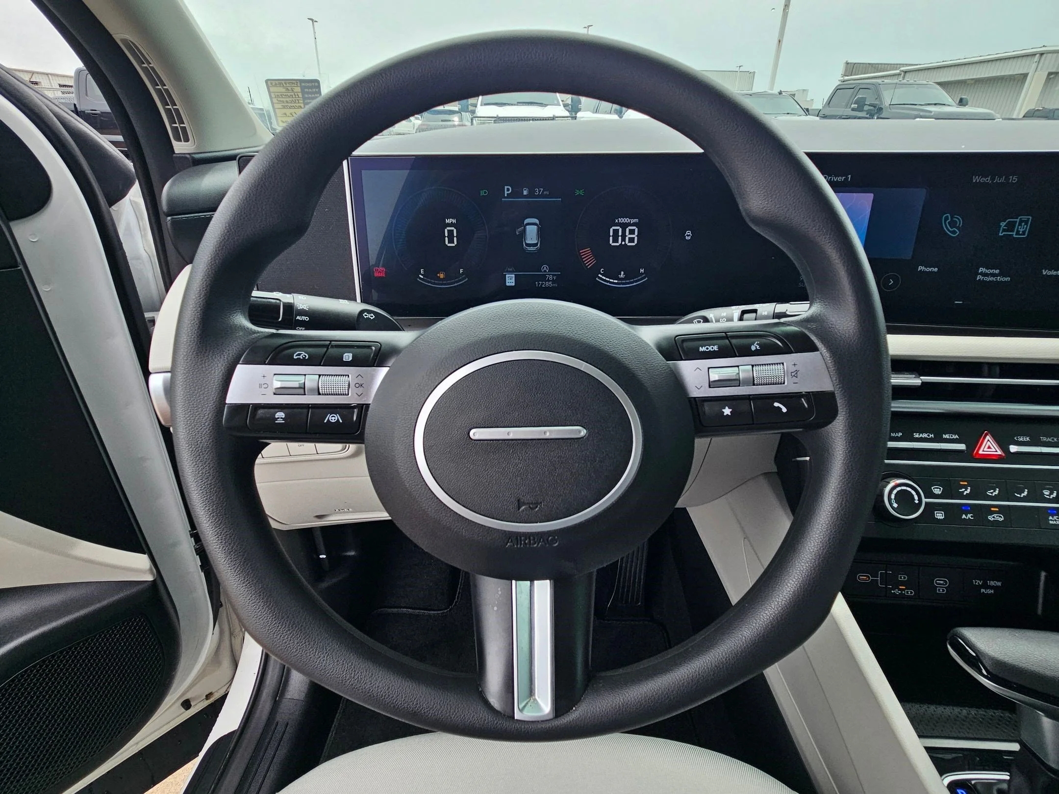 Certified Used 2025 Serenity White Pearl Hyundai SE image 15