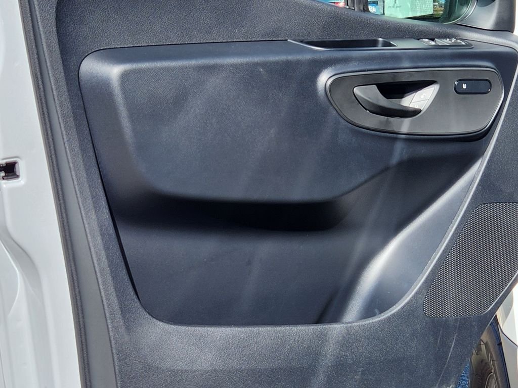 New 2026 ARCTIC WHITE Mercedes-Benz PASSENGER image 12