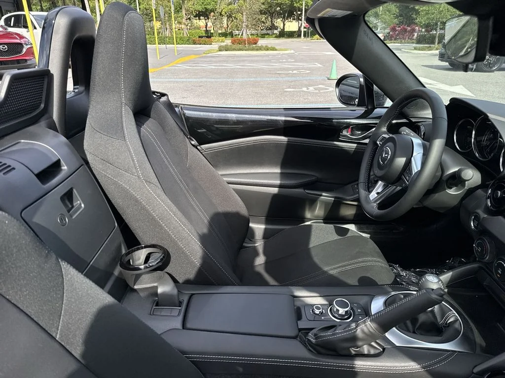 2026 Mazda MX-5 Miata Club - Photo 15