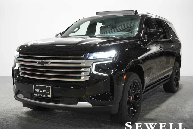 Pre-Owned 2023 Chevrolet High Country