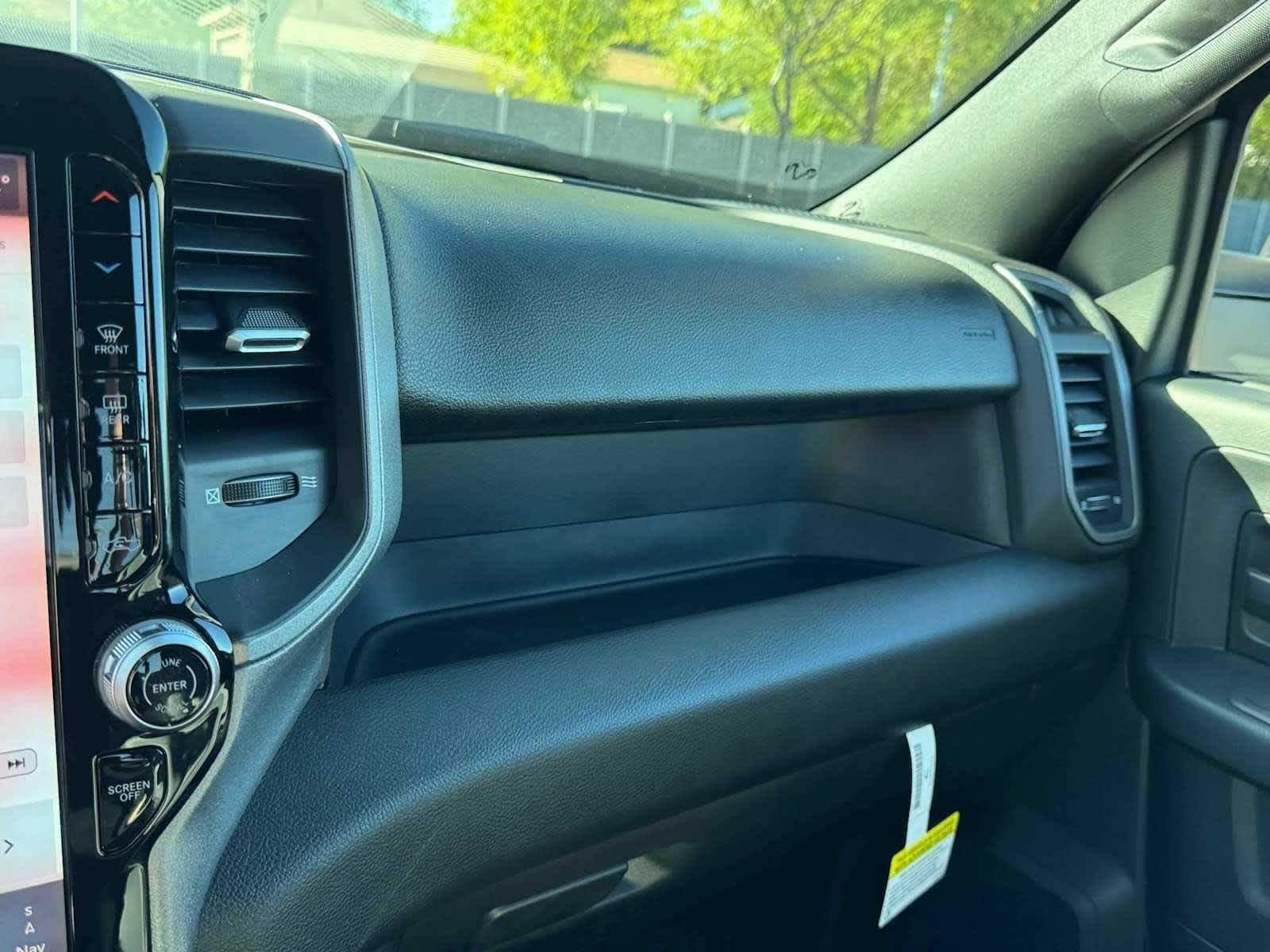 2026 RAM 2500 Tradesman - Photo 17