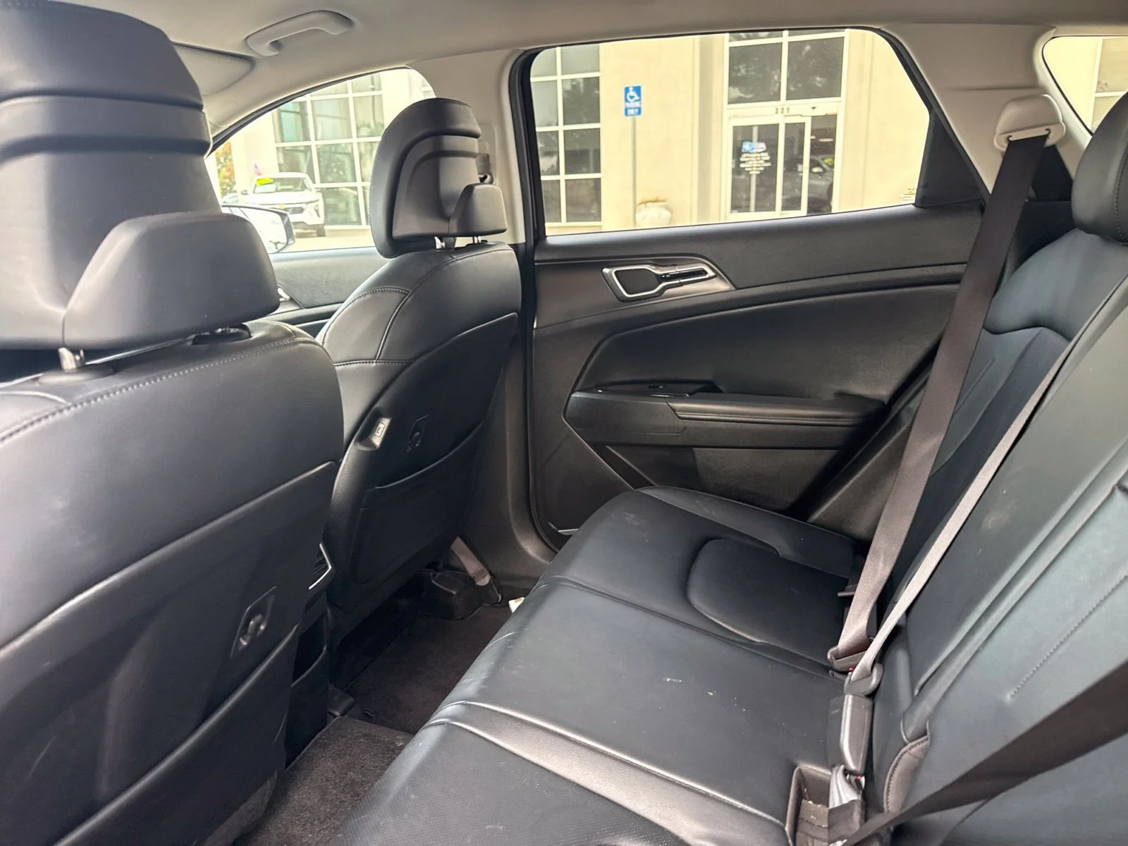 Used 2023  Kia EX image 26