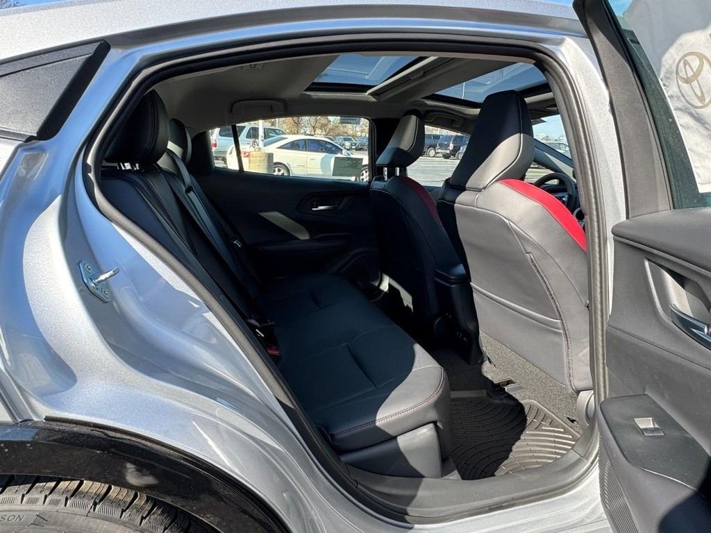 2026 Toyota Prius Plug-in Hybrid XSE Premium - Photo 6