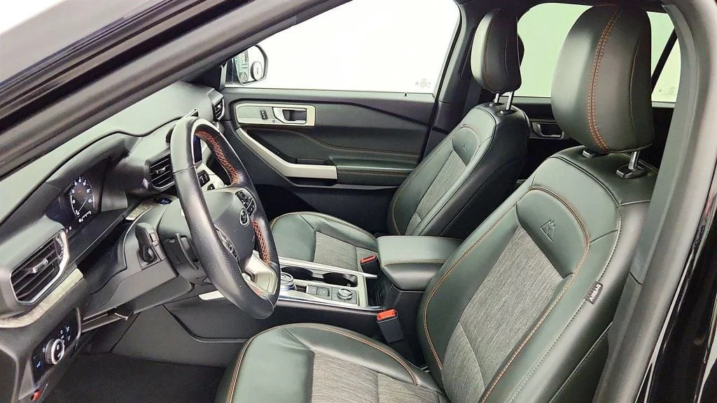 Used 2023 Agate Black Metallic Ford Timberline 4WD w/ Technology Pkg & Moonroof image 21