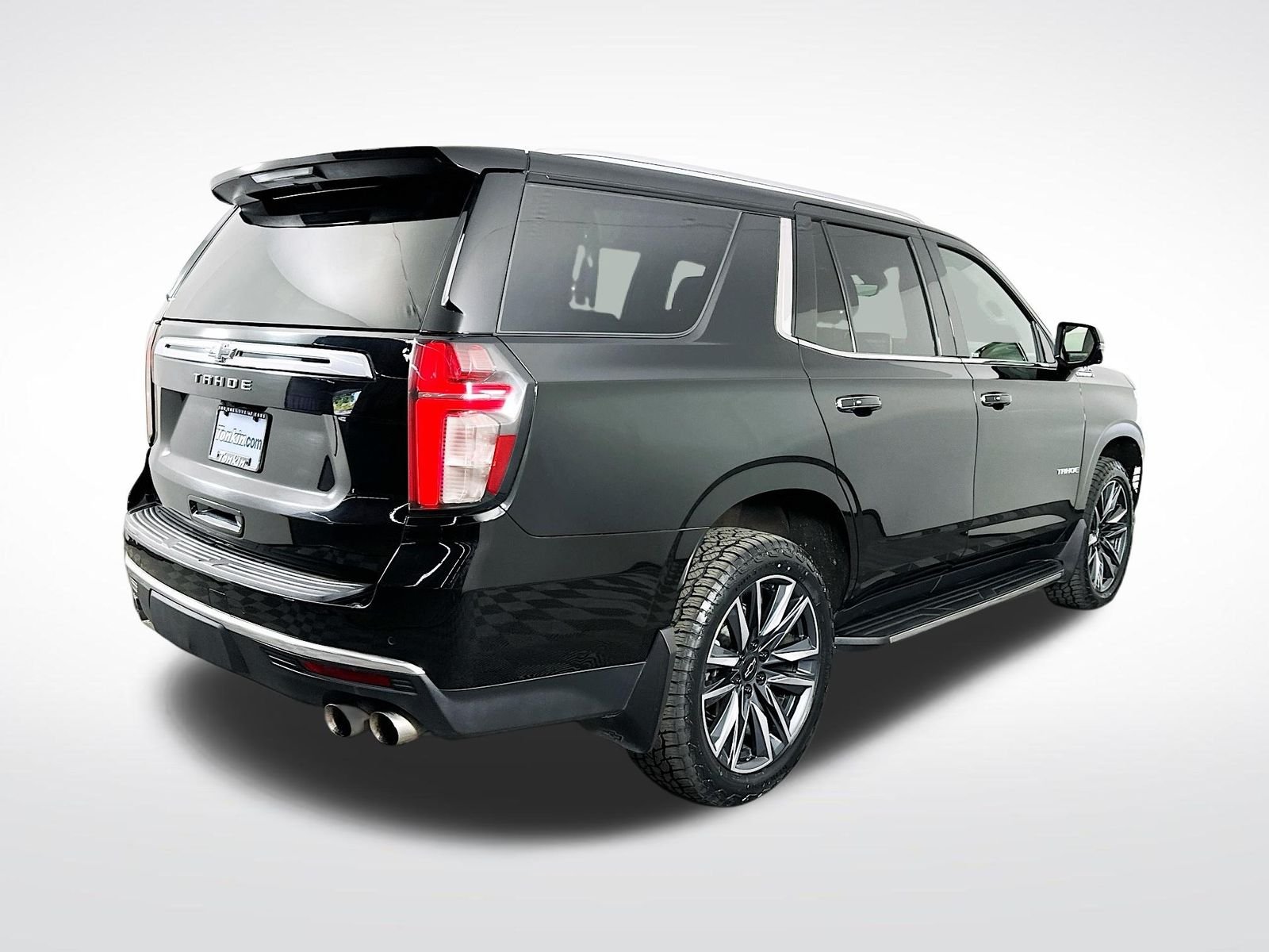 Used 2021 Black Chevrolet High Country image 8