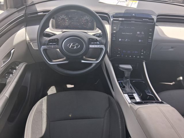 Used 2024 White Hyundai SEL image 8