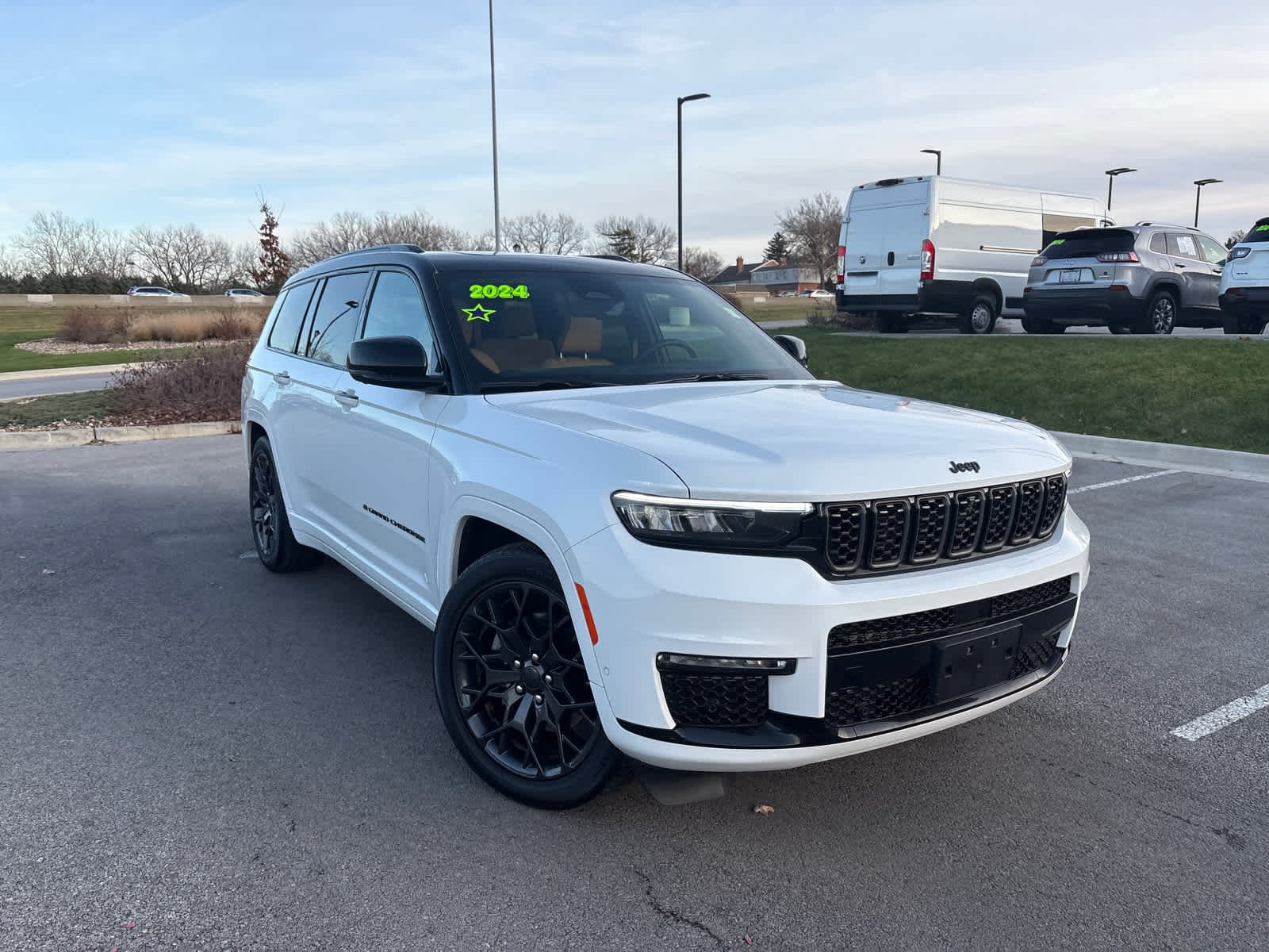 Used 2024 Jeep Grand Cherokee L Summit Reserve with VIN 1C4RJKET6R8598354 for sale in Kansas City