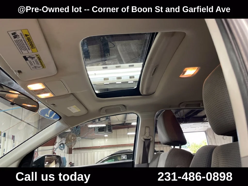Used 2012 Silver Honda EX image 12