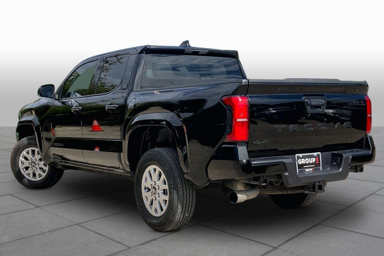Used 2026 Black Toyota SR5 image 12