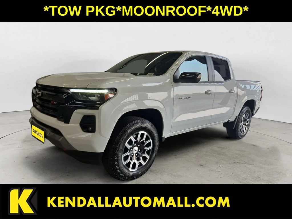 Used 2023 White Chevrolet Z71 image 1