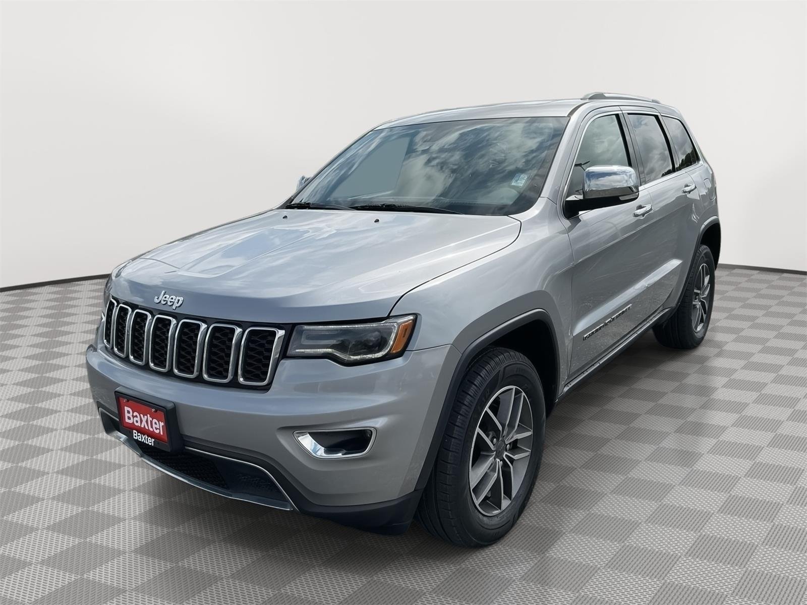 Used 2019 Billet Silver Metallic Clearcoat Jeep Limited image 21
