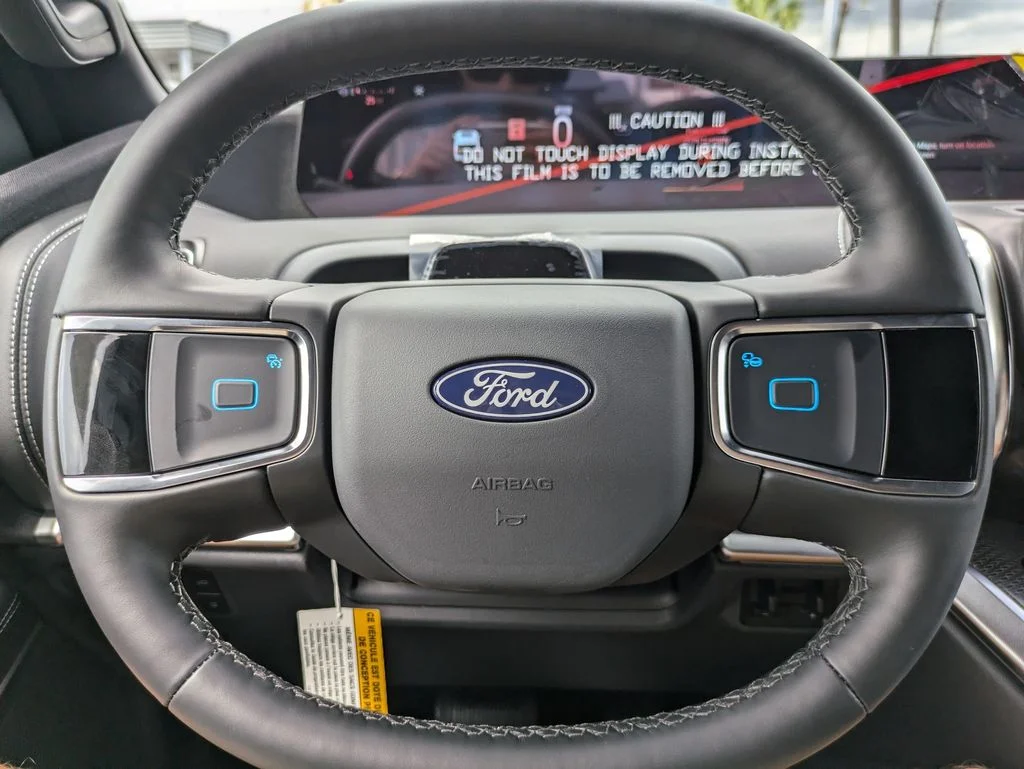 New 2027 Glacier Gray Metallic Tri-Coat Ford Platinum image 30