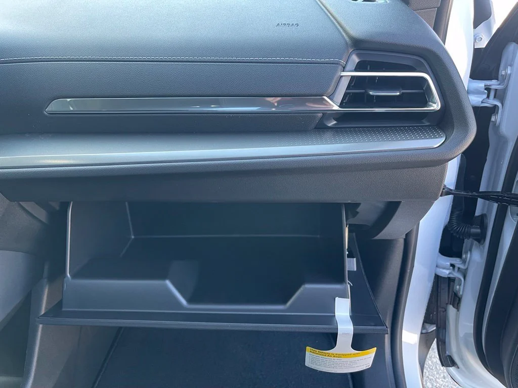 New 2027 Polar White Tricoat Chevrolet LT image 36