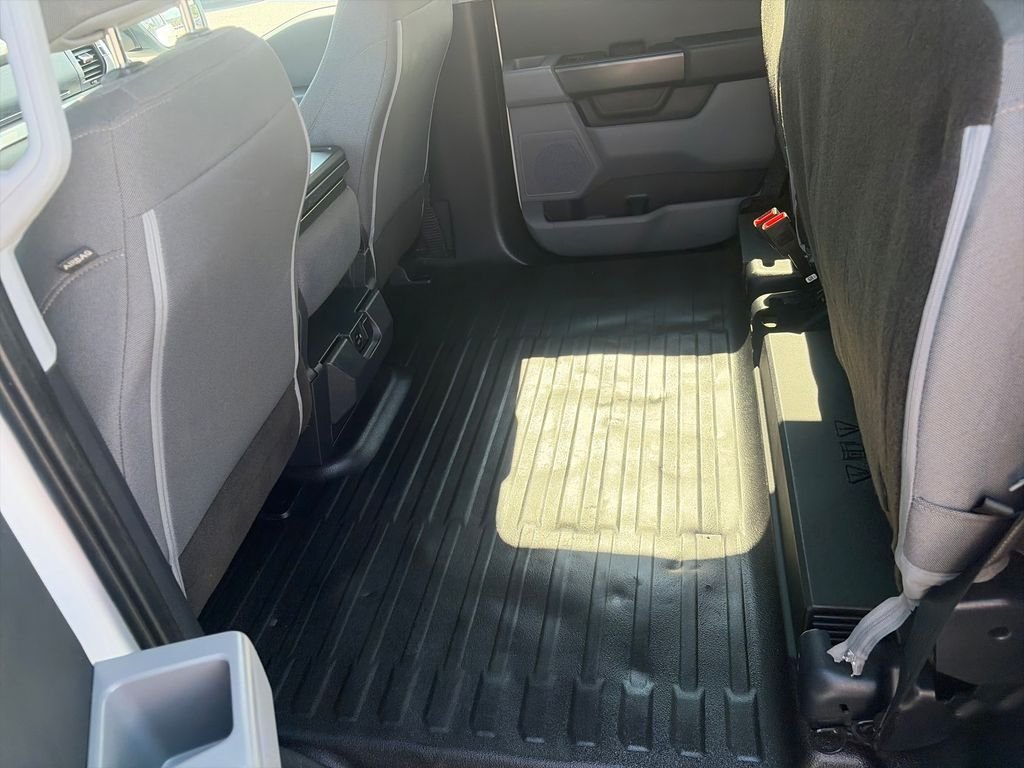 Used 2021 White Ford XL image 37